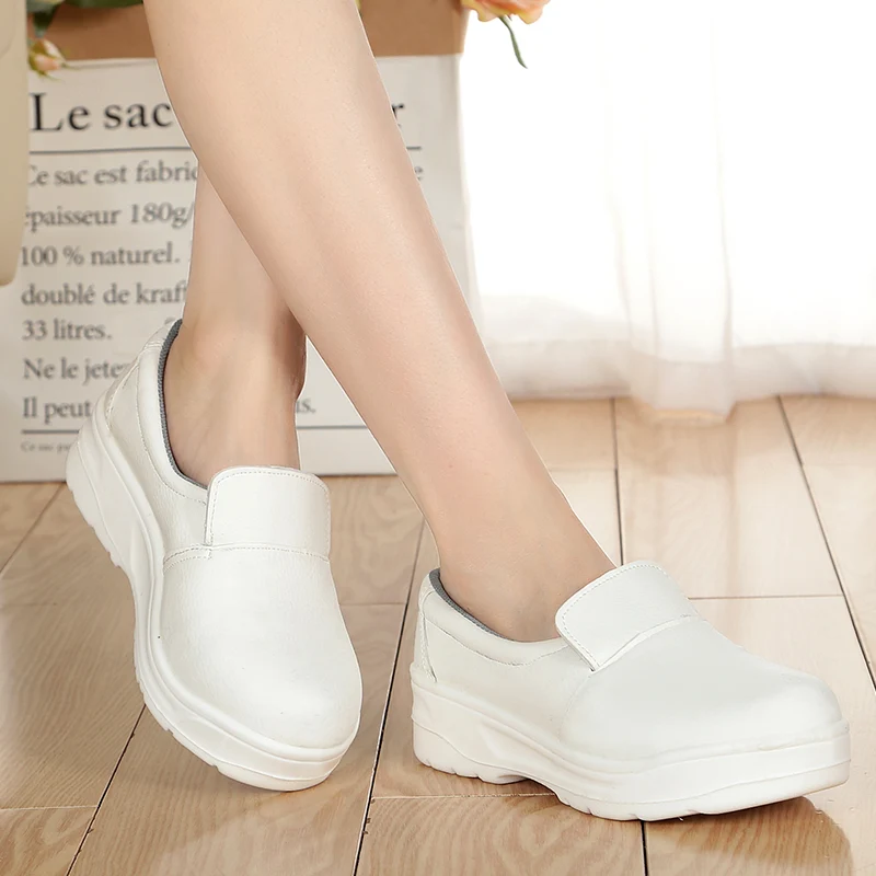 உங்கள் ESD-பாதுகாக்கப்பட்ட பகுதிக்கு ESD காலணிகள் ஏன் பேரம் பேச முடியாதவை?